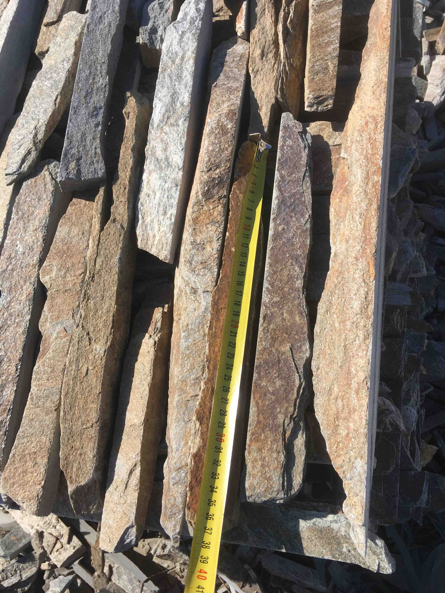 Горбушка златолит мультиколор для облицовки купить в Сургуте