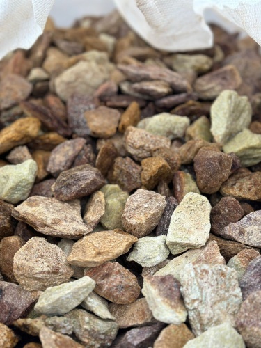 Златолит персиковый декоративная каменная крошка купить в Сургуте