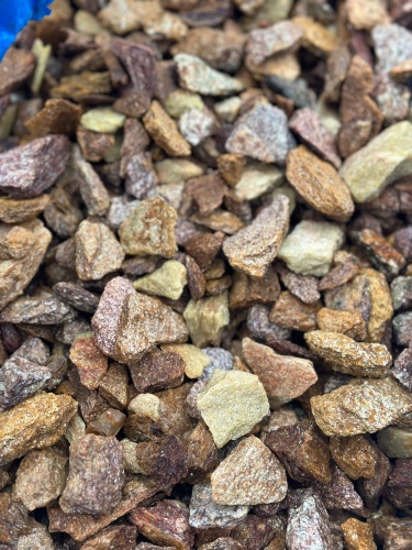 Златолит персиковый декоративная каменная крошка купить в Сургуте