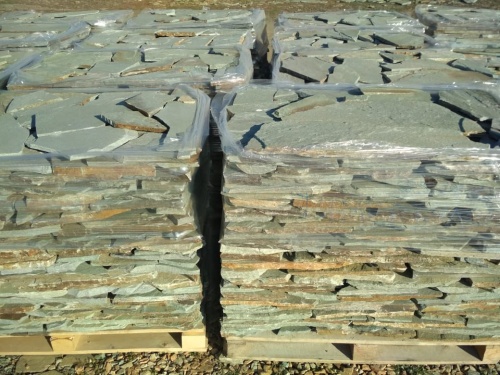 Плитняк златолит зелёный для цоколя, отмостки купить в Сургуте