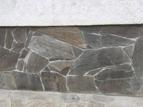 Плитняк златолит Уральский  для фасада купить в Сургуте