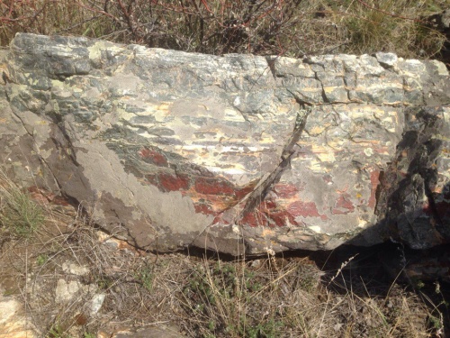 Гигантские зелёные валуны для ландшафтного дизайна весом более 5 тонн купить в Сургуте