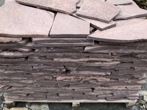 Плитняк лемезит бордовый для облицовки цоколя 20-25 мм  купить в Сургуте