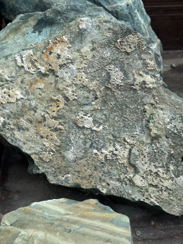 Ландшафтные глыбы зелёные 200-500 килограмм купить в Сургуте