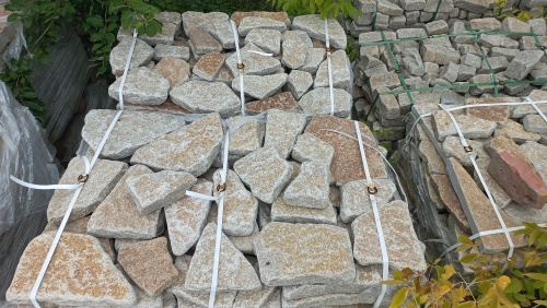 Гранитный плитняк галтованный для парковки купить в Сургуте