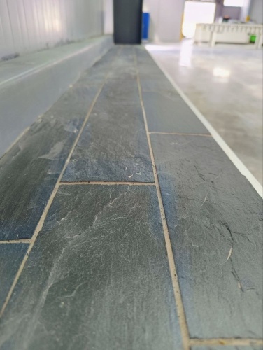 Плитка чёрная из натурального камня фасадная 30 см * 5 см, толщина 7 мм -30 мм купить в Сургуте